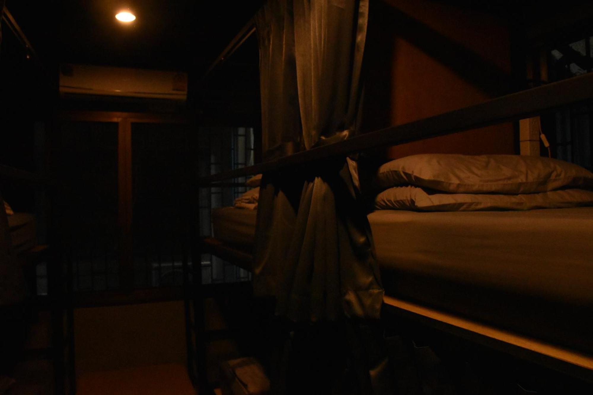 Stay At Pan Hostel Bangkok Luaran gambar