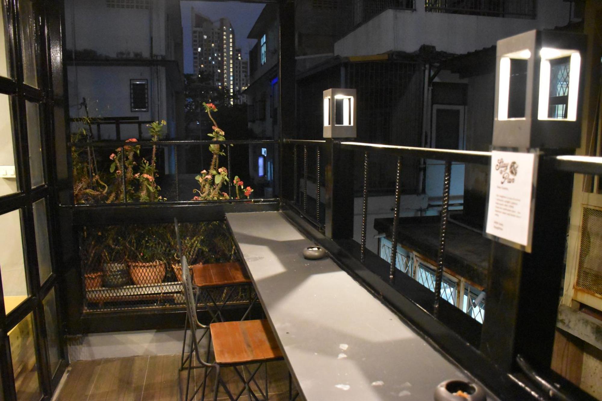 Stay At Pan Hostel Bangkok Luaran gambar