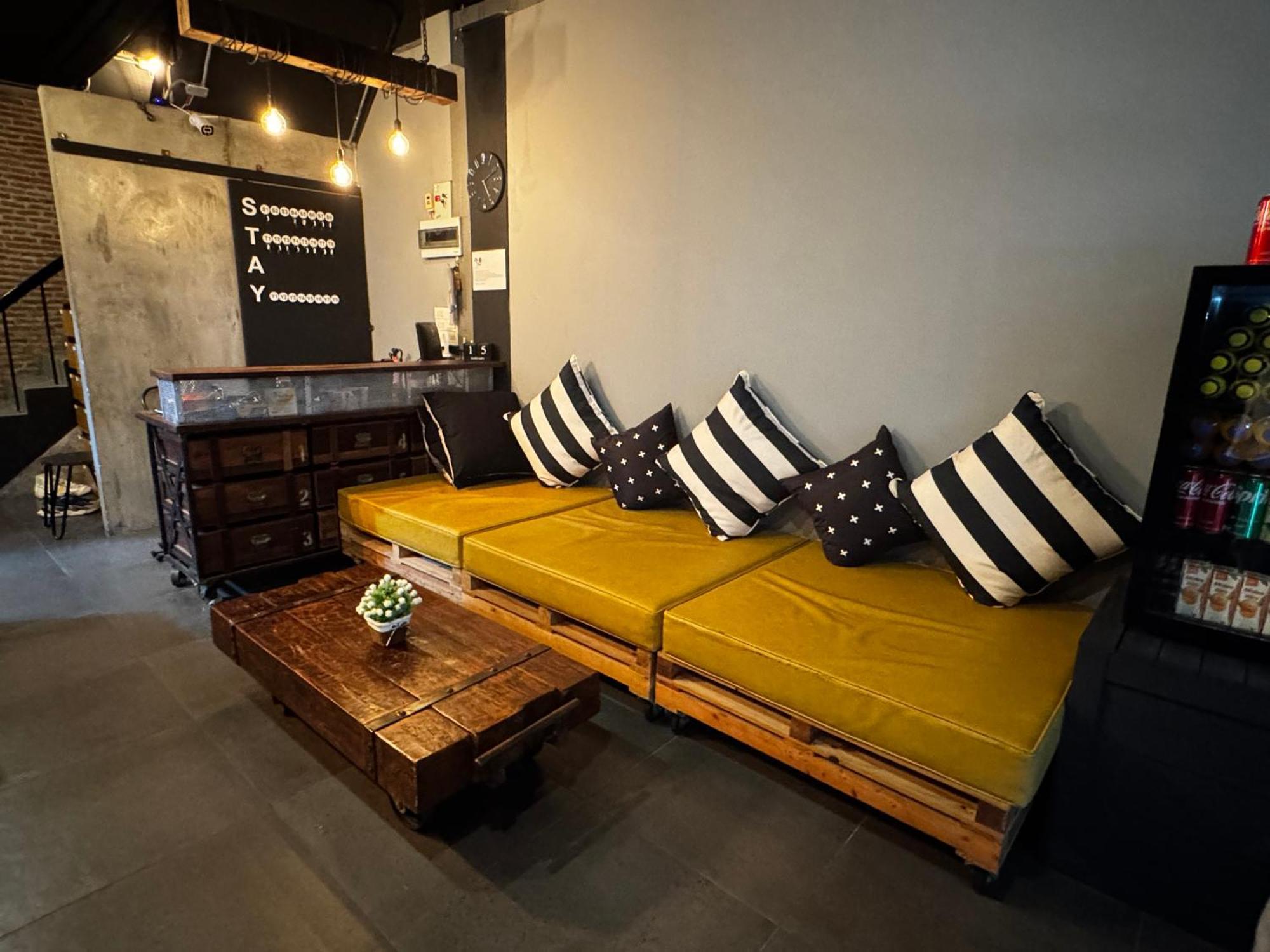 Stay At Pan Hostel Bangkok Luaran gambar