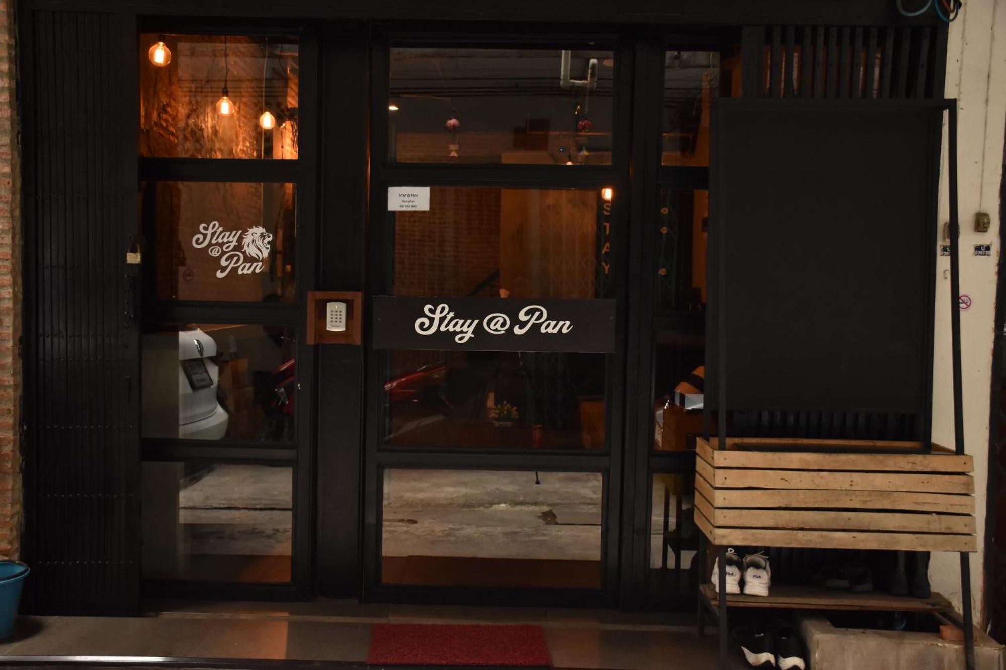 Stay At Pan Hostel Bangkok Luaran gambar